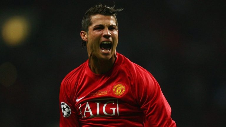 OFFICIAL: Manchester United Resigns Cristiano Ronaldo For €20 Million [Contract Details]