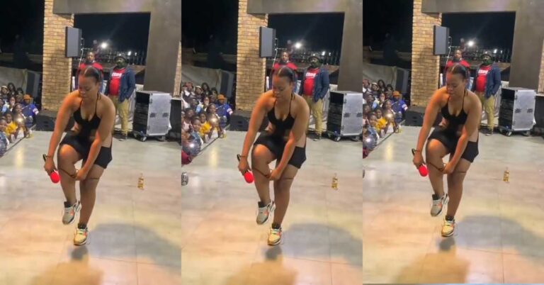 VIDEO: Zodwa Wabantu Makes Fans Scream As She Takes Off Her Pαnt During Stage Performance