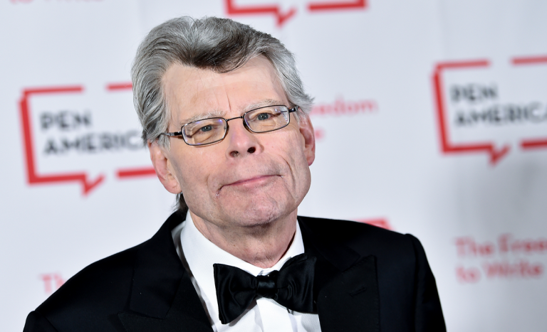Stephen King Biography: Net Worth, Wikipedia, New Book, First Book, Young, Wife