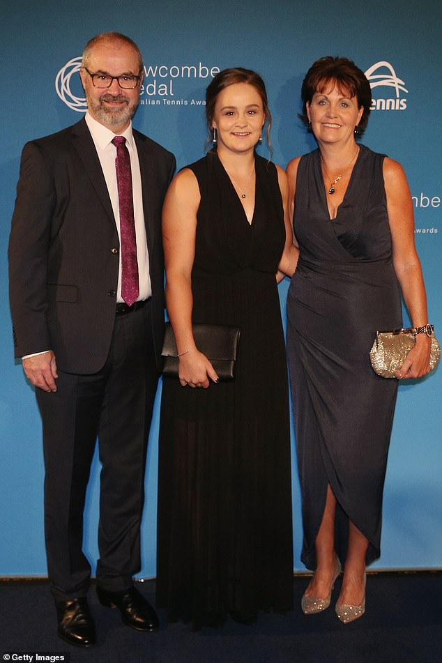 Ashleigh Barty Parents: Who Are Ash Barty Parents? Meet Josie And Robert