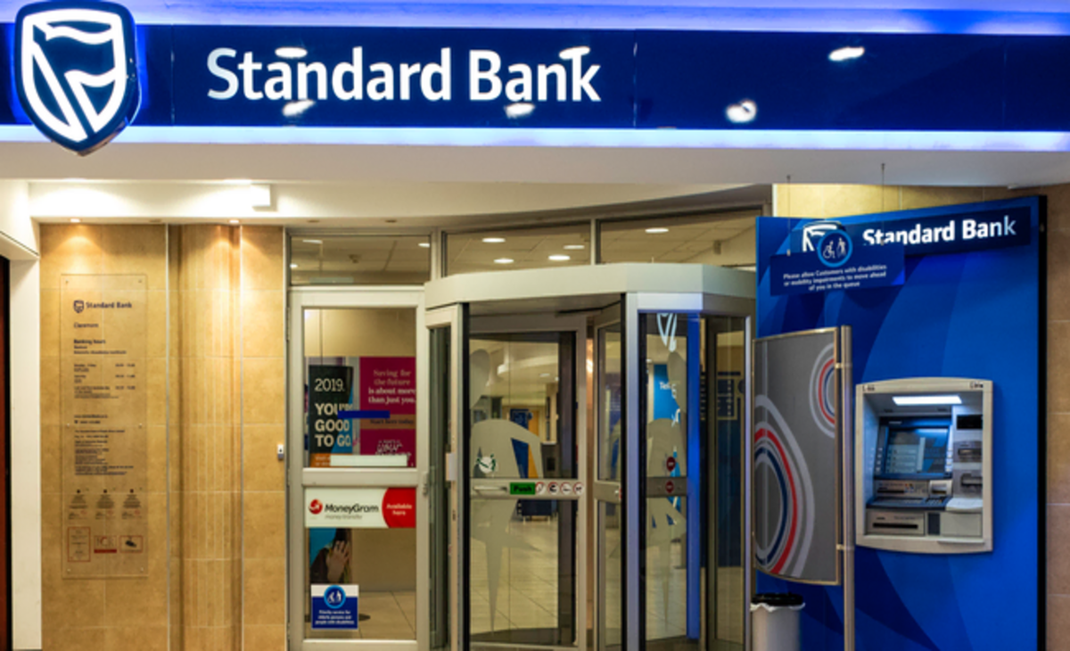 How Do I Contact Standard Bank Online? Does They Have An Online Chat?