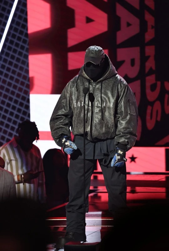 kanye-west-makes-surprise-appearance-at-bet-awards-to-honour-diddy-with-his-face-completely-hidden