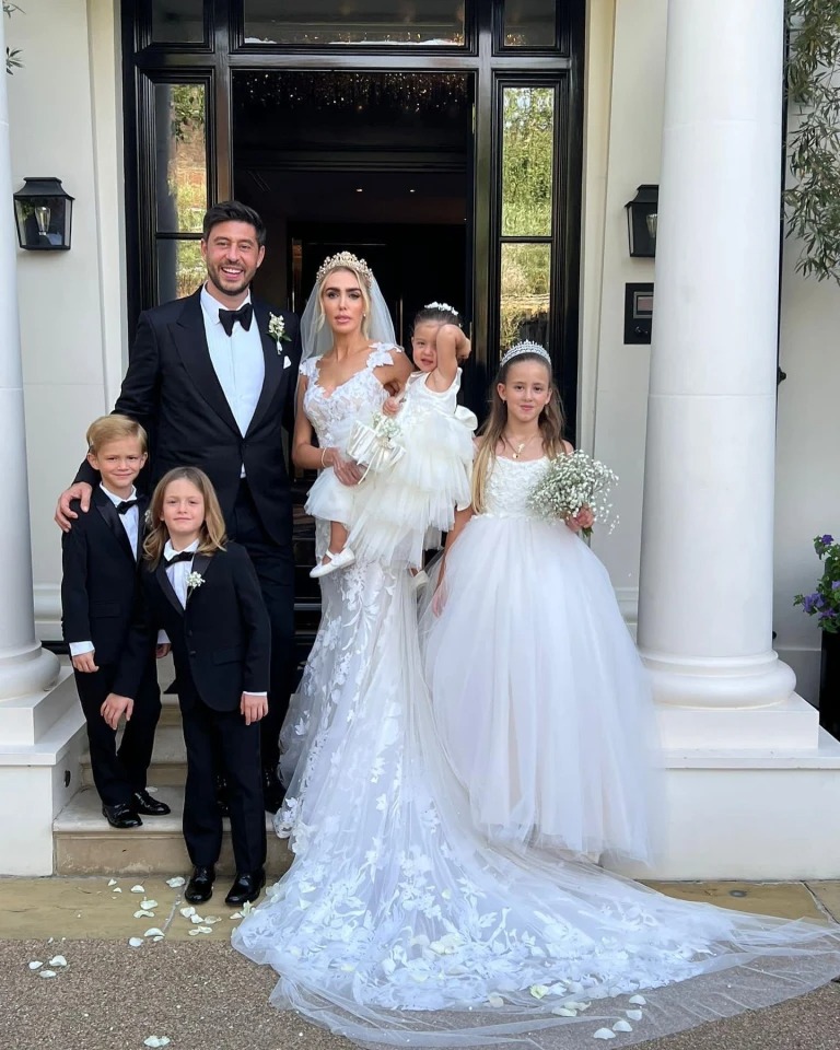 petra-ecclestone-ties-the-knot-with-sam-palmer