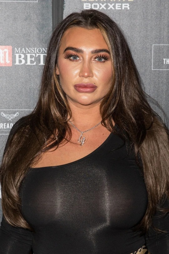 i-need-to-understand-how-she-died-lauren-goodger-still-concerned-a