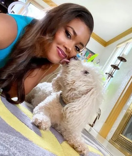 ashley-ross-sues-petsmart-for-allegedly-killing-her-dog